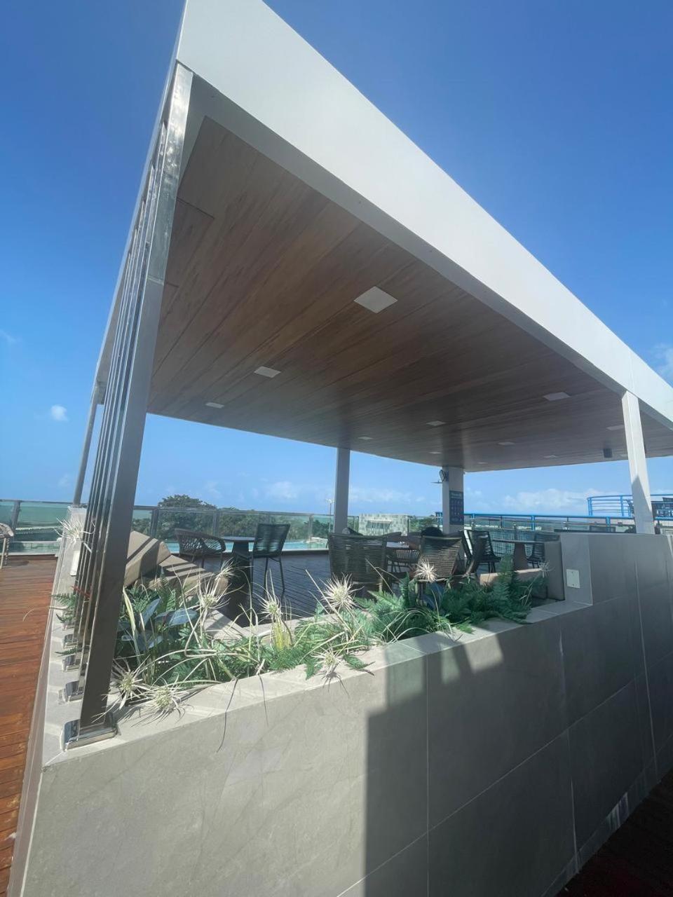 Israel Tambau- Apto Luxuoso- Em Frente Ao Mar Com Varanda João Pessoa Kültér fotó